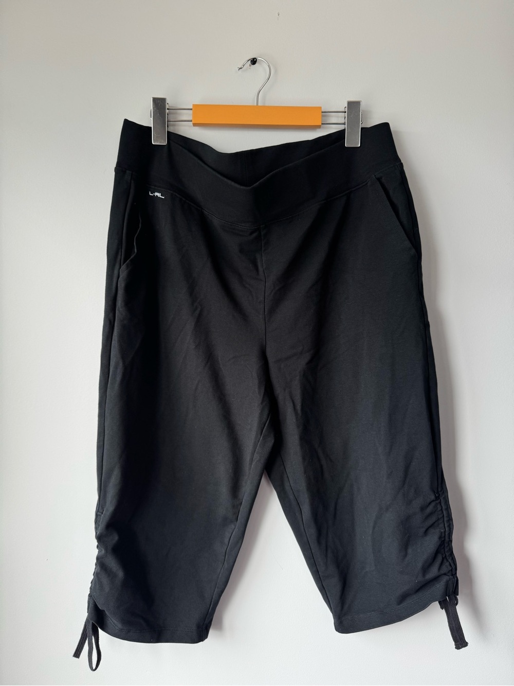 Lauren Ralph Lauren Black Capri pants